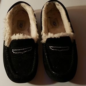 Ugg slippers
